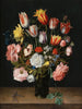 Martwa natura z tulipanami, różami, jaskrami, żonkilami, piwonią i innymi kwiatami w szklanym roemerze na drewnianym parapecie z ważką - Jacob van Hulsdonck — widok dzieła