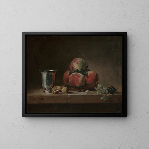 Martwa natura z brzoskwiniami, srebrnym kubkiem, winogronami i orzechami - Jean Siméon Chardin — oprawiony obraz na ścianie