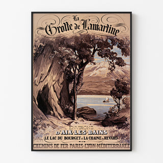 Wintage plakat Aix-les-Bains, grotte de Lamartine, w cienkiej ramie na jasnej ścianie.