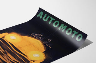 Wintage plakat Automoto, Saint-Étienne, na zakrzywionej kartce, widok w perspektywie.