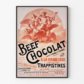 Wintage plakat Beef Chocolat, czekoladziarnia z Drôme, w cienkiej ramie na jasnej ścianie.