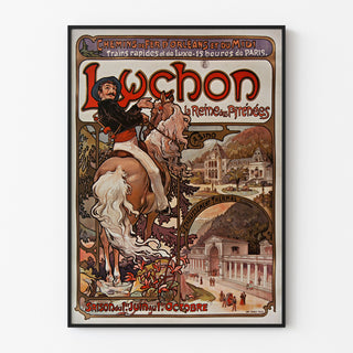 Wintage plakat Luchon, królowa Pirenejów, pokazany w cienkiej ramie na jasnej ścianie.