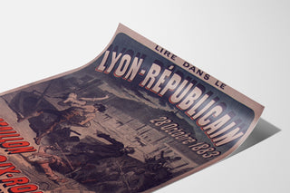 Wintage plakat Lyon Républicain, Bataillon Croix-Rousse, na lekko zagiętej kartce, widok perspektywiczny.
