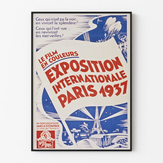 Plakat vintage Paryż 1937, wystawa międzynarodowa, w cienkiej ramie na jasnej ścianie.