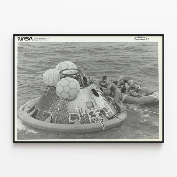 astronauts-in-lifeboat-after-apollo-11-splashdown