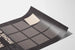 Minimalistyczny plakat Go Show Me a Dragon autorstwa Gene Feldmana