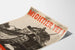 Plakat wojskowy vintage „Mightier Yet” z brytyjskim czołgiem bojowym